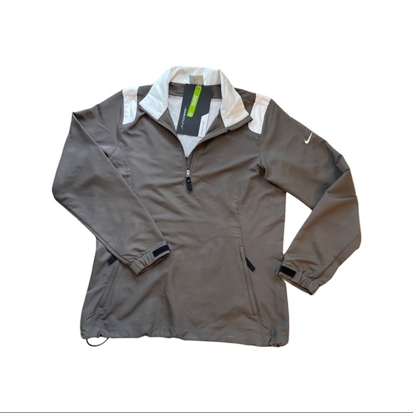 Nike Jackets & Blazers - Nike Golf Women’s Stretch Wind-wear Quarter Zip - NWT